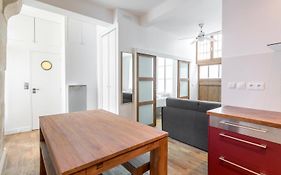 Suite Du Lion/Ac Historic Flat, Marais, 4-5 Guests